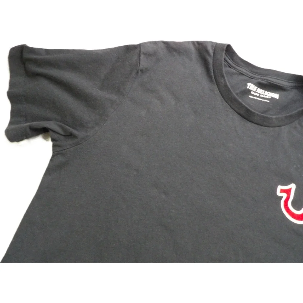 True Religion Buddha Guitar Logo Graphic Tee Men‎ M Black Red Cotton Streetwear